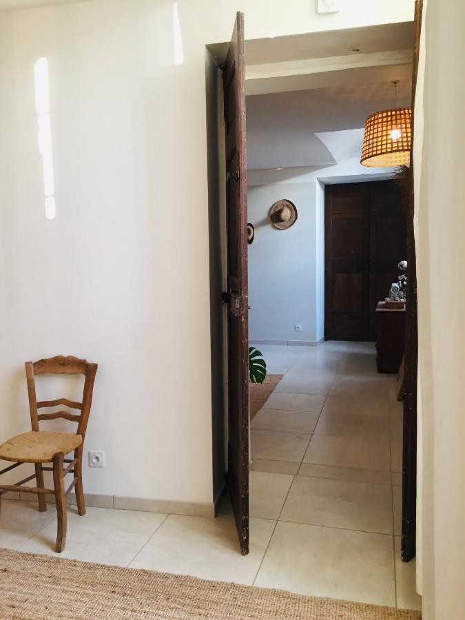 Ferme St Pierre 2 Suites Avec Repas, Piscine, Clim, Cheminee Ou Baignoire Spa Chabeuil エクステリア 写真